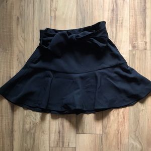 Black Zara skort. Size xs.